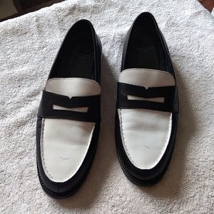 St. Laurent Black and White loafers 39.5